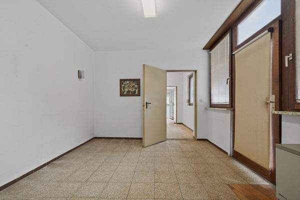 Durchgangszimmer Anbau