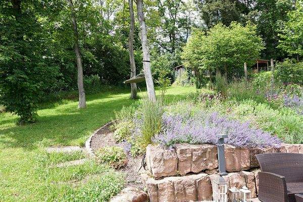 Ruheoase hinter dem Haus