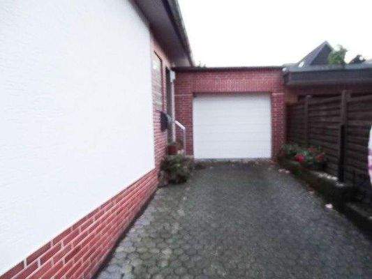 große Garage.jpg