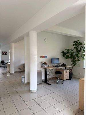 Ladenfläche    .jpeg