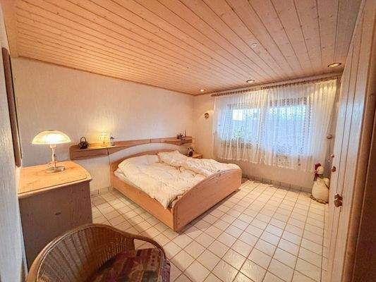 Schlafzimmer EG 