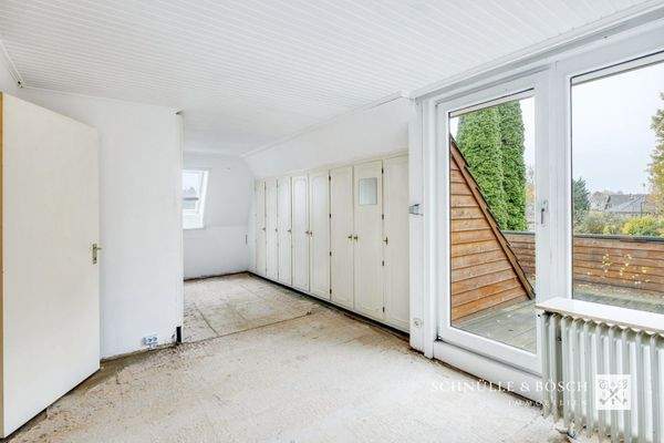 Schlafzimmer mit Einbauschränken