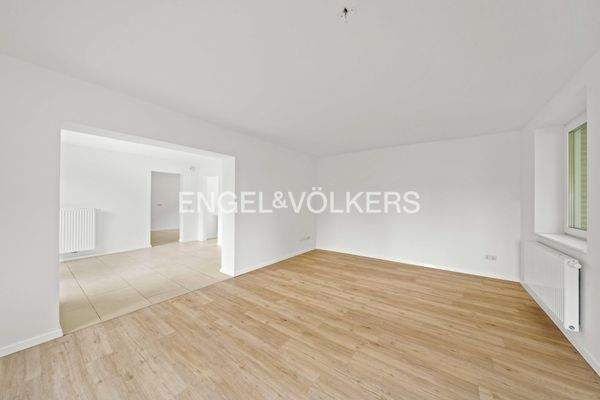 Wohn- / TV-Zimmer - EG