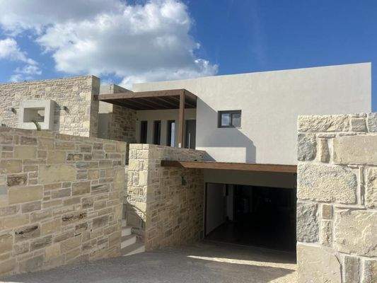 Kreta – Moderne Villa mit Meerblick und Swimmingpool in Kamilari zu verkaufen