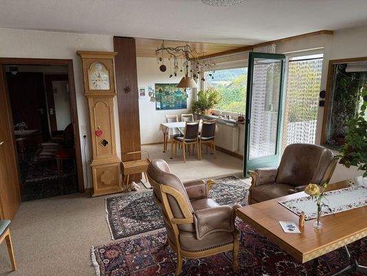 Wohnzimmer EG mit Terrasse