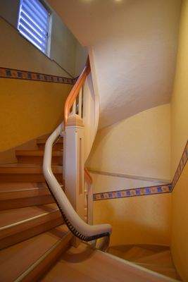 09 Treppenhaus.JPG