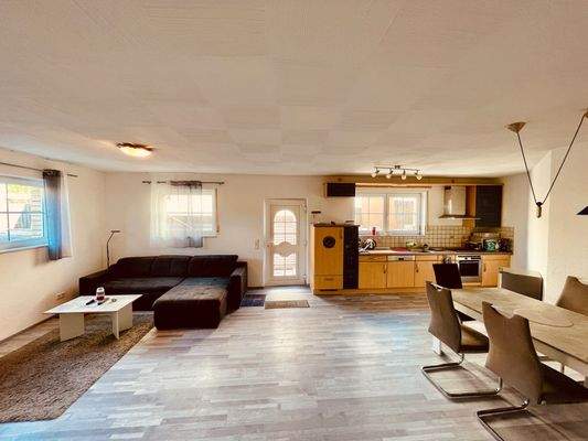 ELW-Wohnbereich%20mit%20K%C3%BCche