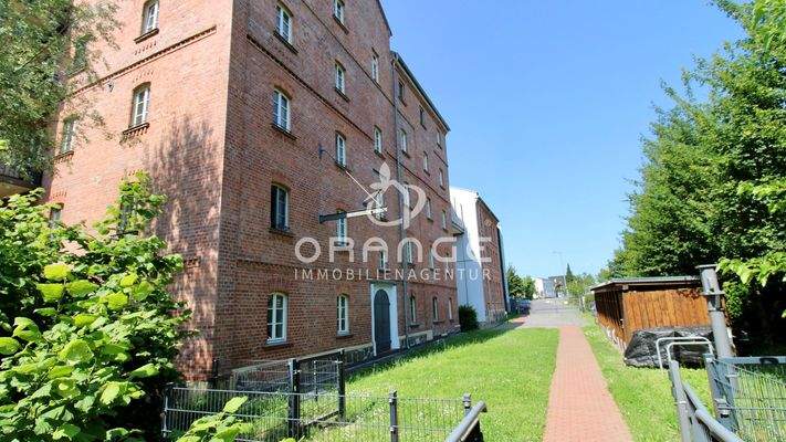 Außansicht_Zuweg_Garten