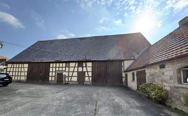 Scheune und Nebengebäude