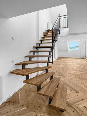 Treppe zum Dachgeschoss