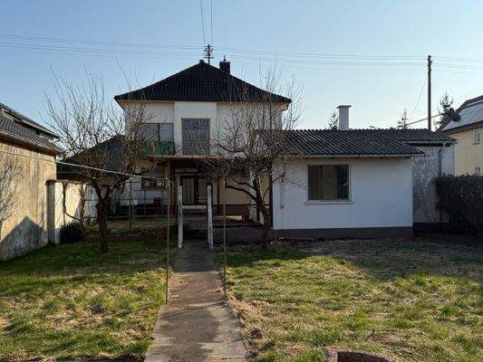 Rückansicht Haus.jpg