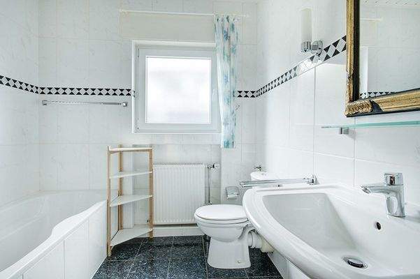 Badezimmer Erdgeschoss