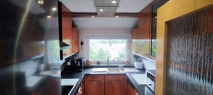 Küche Spülmaschine rechts