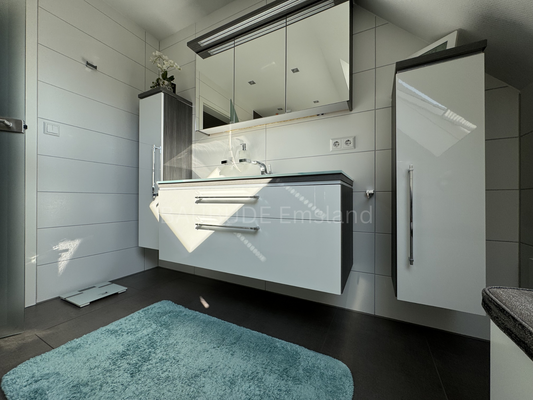 Modernisiertes Badezimmer