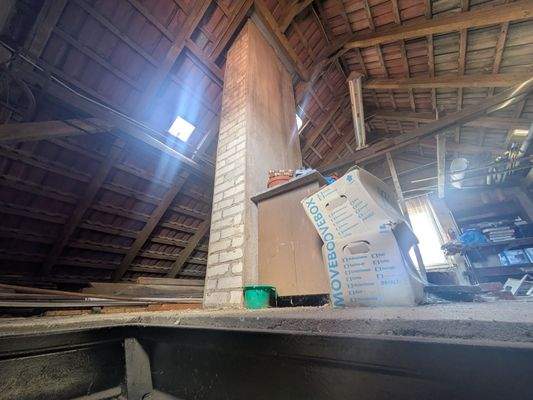 Dachboden Garage.jpg