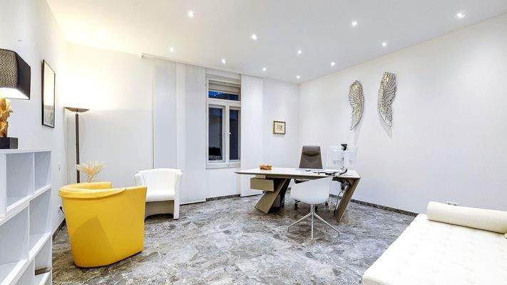 Büro / Schlafzimmer