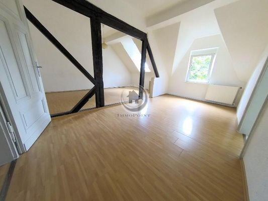 großes Wohnzimmer - Bild 1 - vor der Renovierung