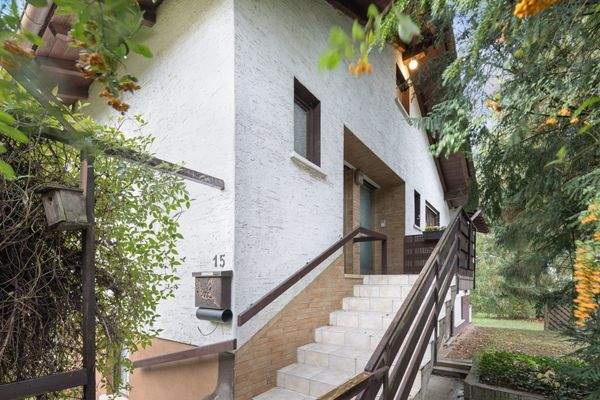 Hauseingang seitlich