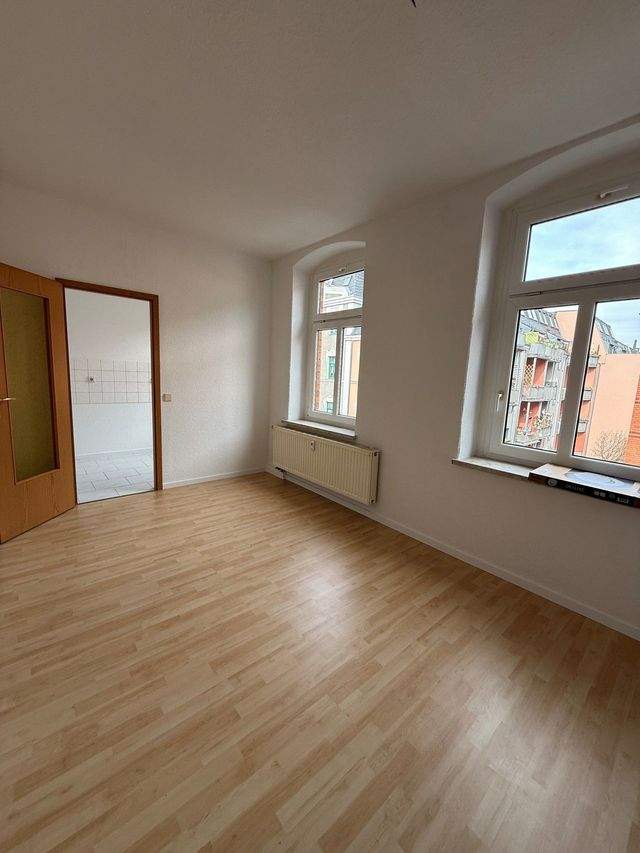 Renovierte 2 Raum Wohnung in Zwickau mit Balkon ab sofort zu vermieten - Foto 3