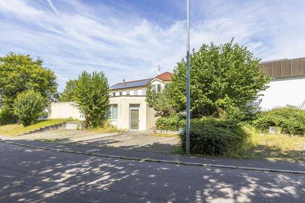 Werkstatt / Stellplätze