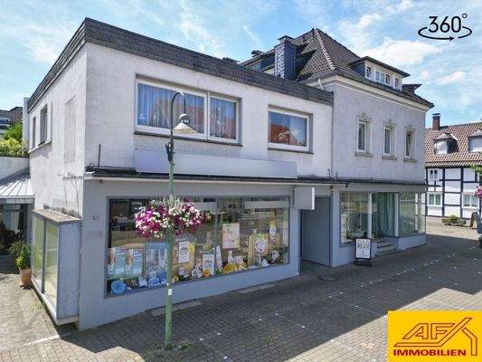 Wohn- und Geschäftshaus mit Garage