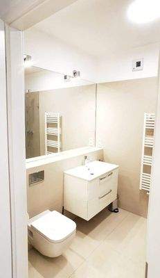 5 Badezimmer (2).jpg