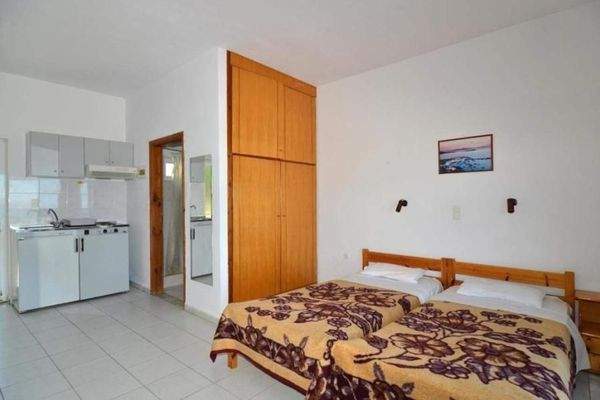 Kreta, Aspro: Apartmenthotel mit Pool und Meerblick zu verkaufen