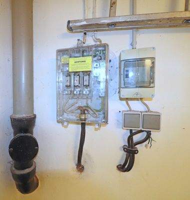 Elektro-Abwasser.jpg