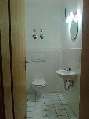 Auf d. Höhe 6, 1.OG, WC.jpg