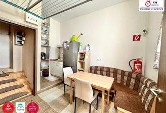 Teeküche + Essbereich