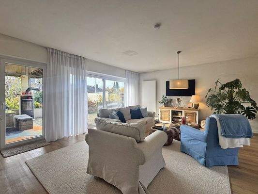 Lichtdurchflutete Räume mit offener Wohnatmosphäre