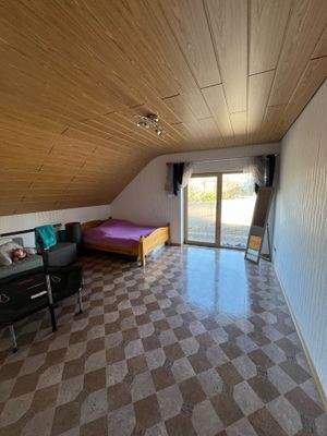 Zimmer 2 DG mit Zugang Dachterrasse