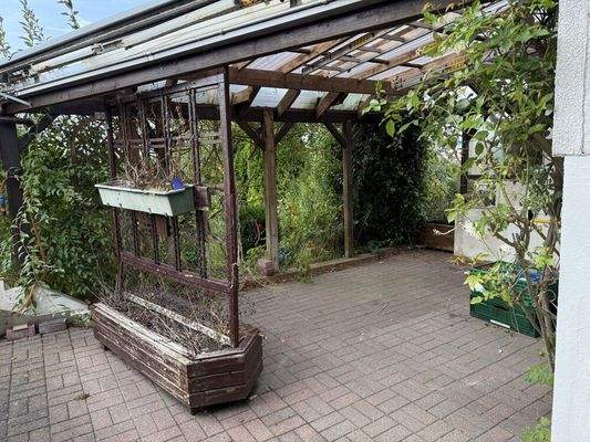 Überdachte Terrasse