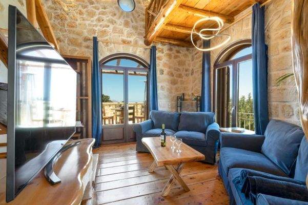 Kreta, Melidoni: Charmante möblierte Villa mit atemberaubender Aussicht zu verkaufen