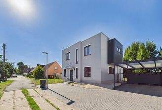 Ausßenansicht vornw