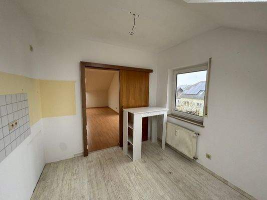 OG Küche weitere Ansicht.JPEG