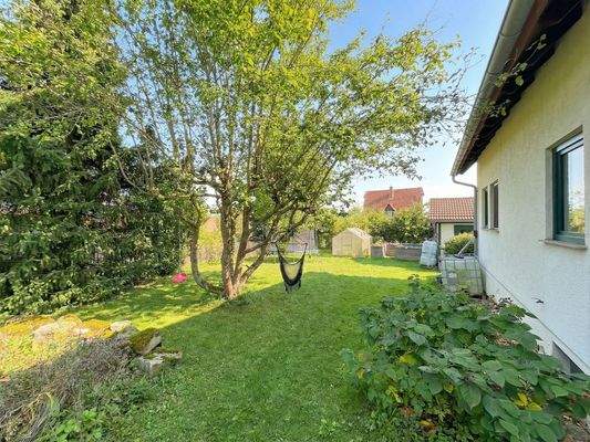 Gartenansicht der Immobilie