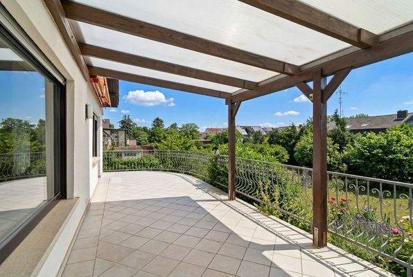 Freistehendes Einfamilienhaus mit Ausblick