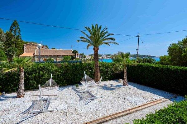 Luxusvilla in erster Meereslinie zu vermieten in Cala Ratjada, Mallorca