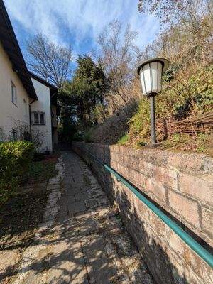Fußweg zum Haus