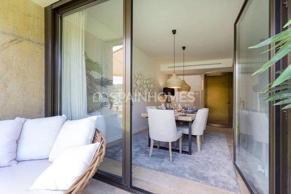 Luxury Seafront Flats Amid Nature in Begur