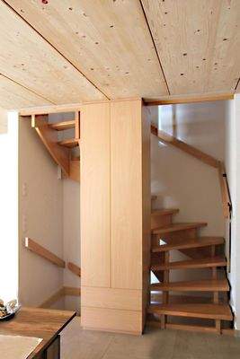 Treppe Einbauschrank bis DG