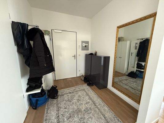 Beispielbild II Eingangsbereich.jpeg