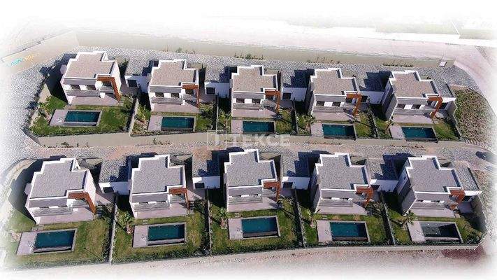 Modern-Design Villas Near the Beach in Akyarlar Bodrum