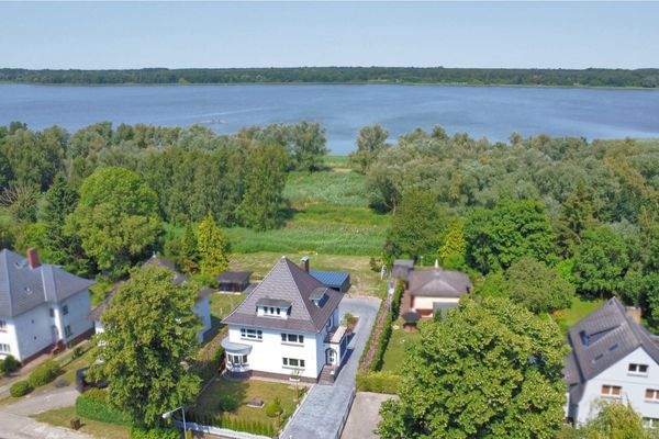 Luftbild mit Südansicht