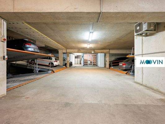 Außenansicht II: Tiefgarage