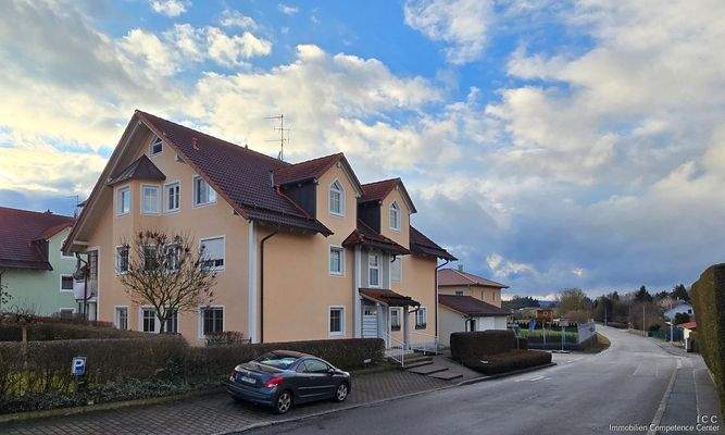 Außenansicht -Erdgeschoss-Eigentumswohnung - Ruhstorf an der Rott_3