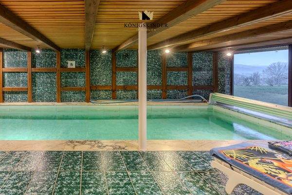 und was für ein Pool...