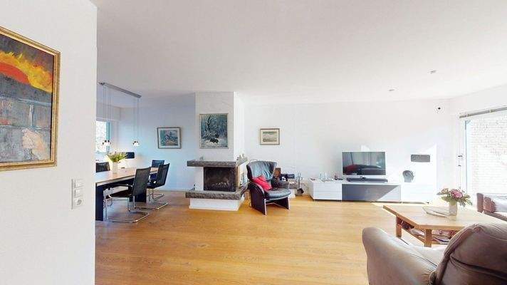 Offener Wohn-/Essbereich