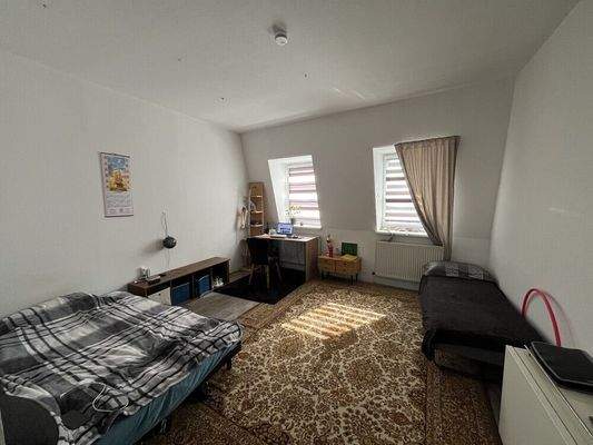 Zimmer 2 (Beispiel Wohnung)